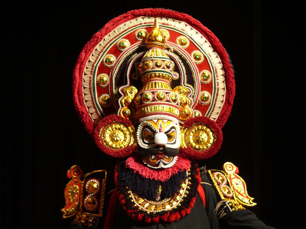 ಯಕ್ಷಗಾನ ಬಣ್ಣದ ವೇಷ ಲಾಂಛನ